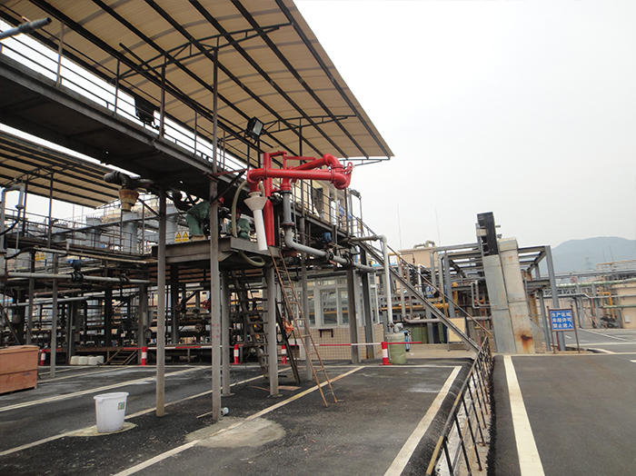 1562641716300238.jpg 1412襯四氟現(xiàn)場(chǎng)裝車(chē).jpg